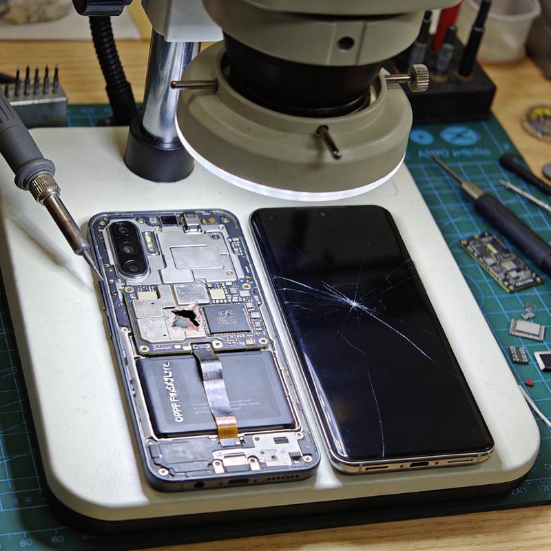 OPPO Find X7 Ultra 触摸IC芯片维修维修前